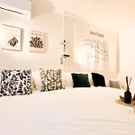 The Bunker, Yeonnam Stay Hongdae